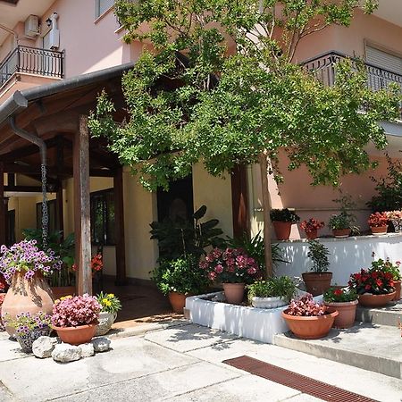 L' Aia Antica Bed & Breakfast Veroli Eksteriør bilde